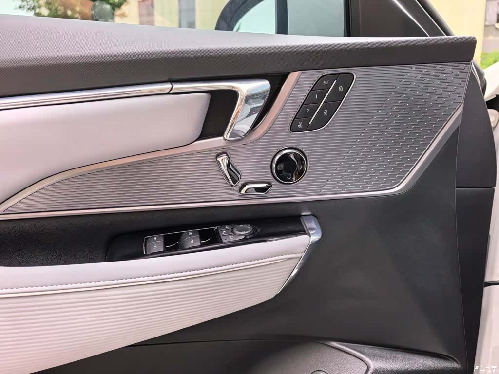 Buick E5, 2024 10