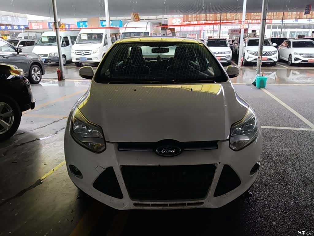 Ford Focus, 2015 3