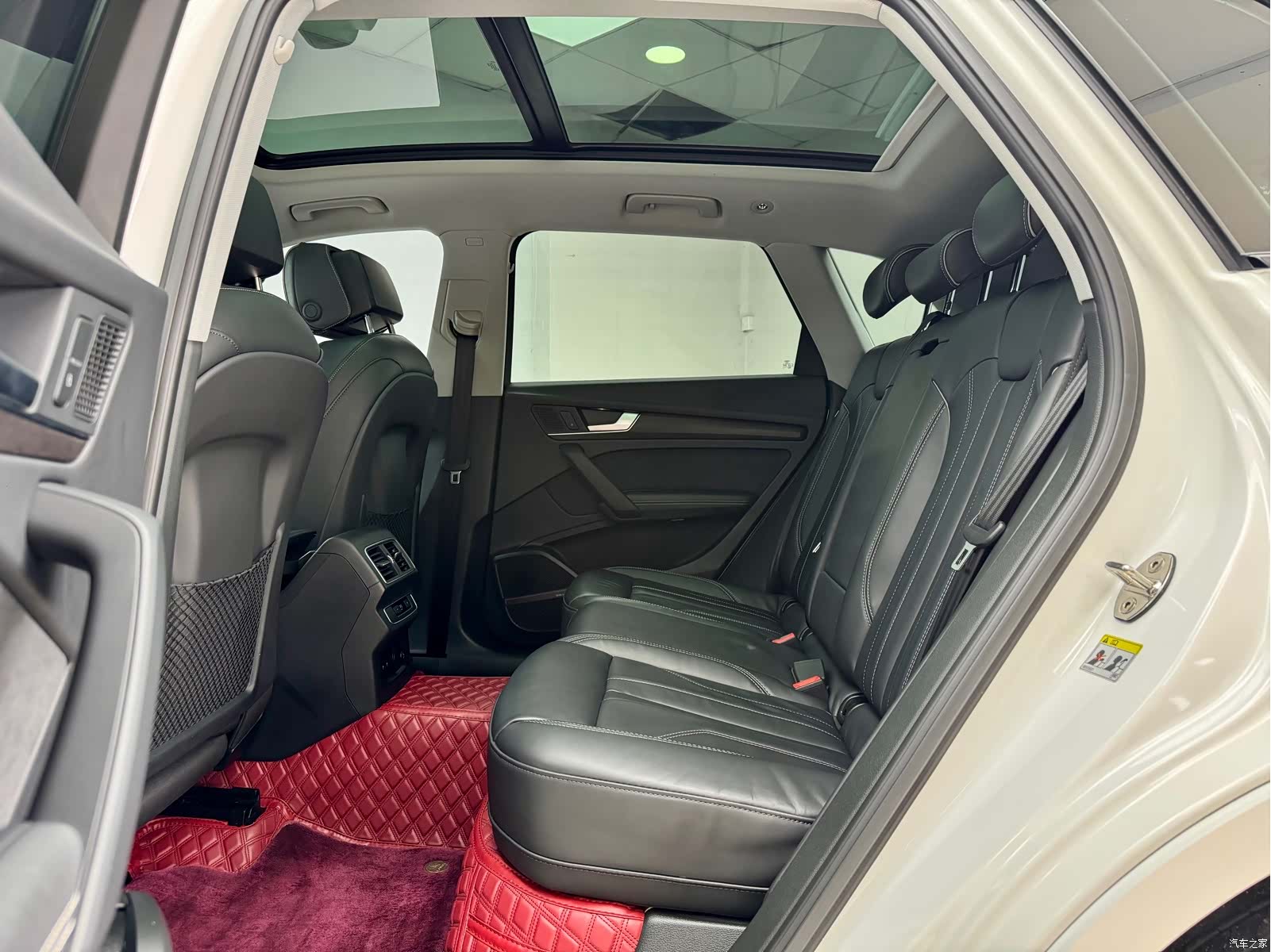 Audi Q5L, 2023 10