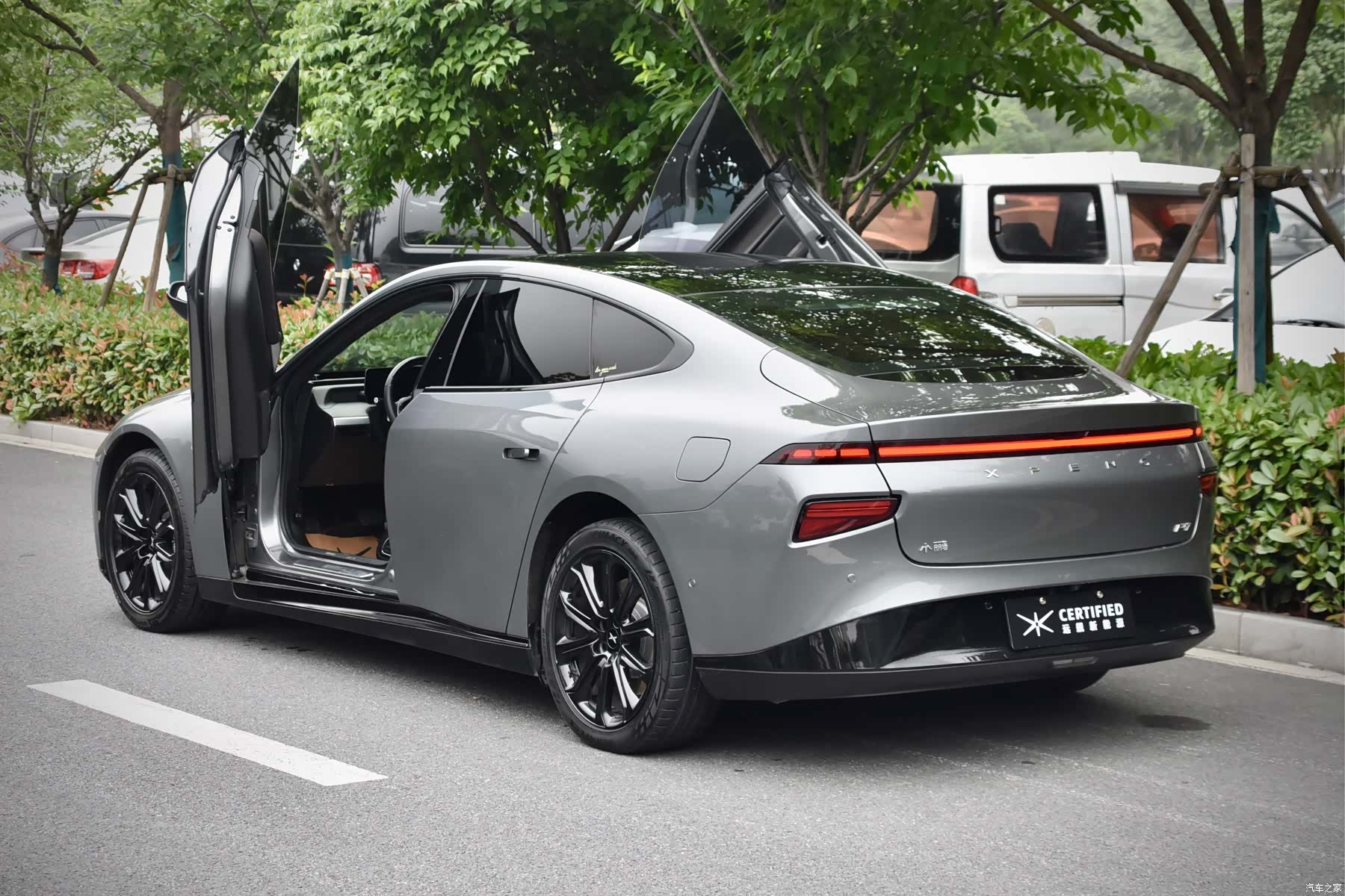 Xpeng P7, 2022 3