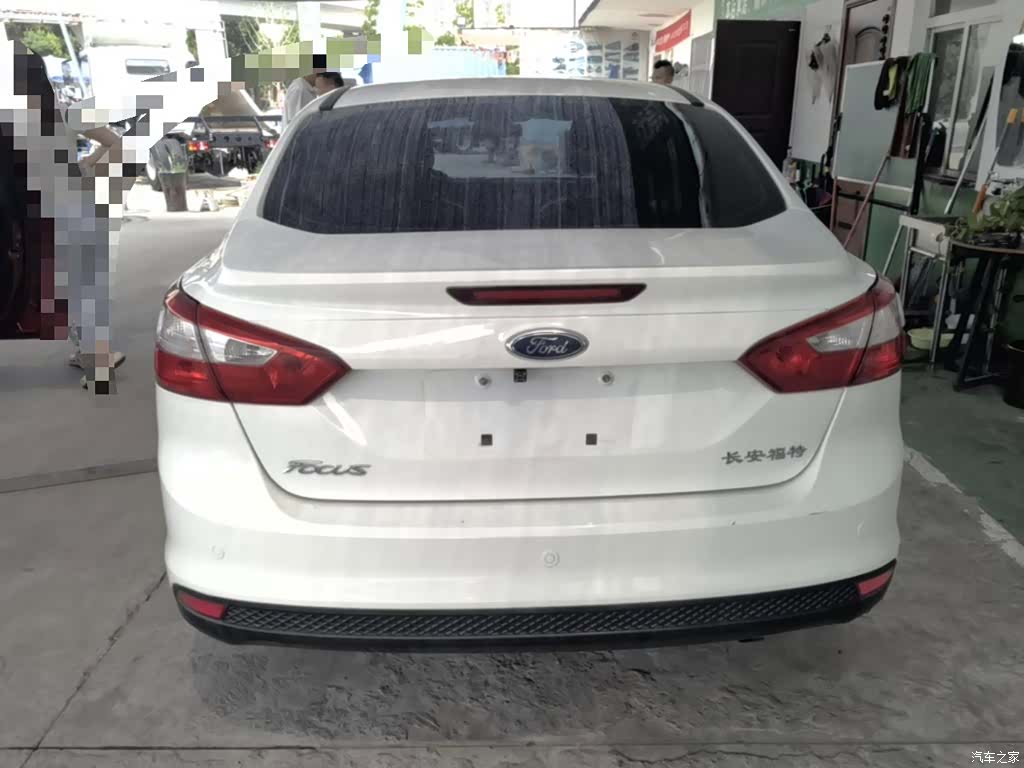 Ford Focus, 2015 6