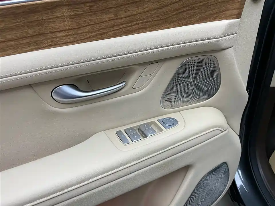 HarmonyOS Ask the world M7