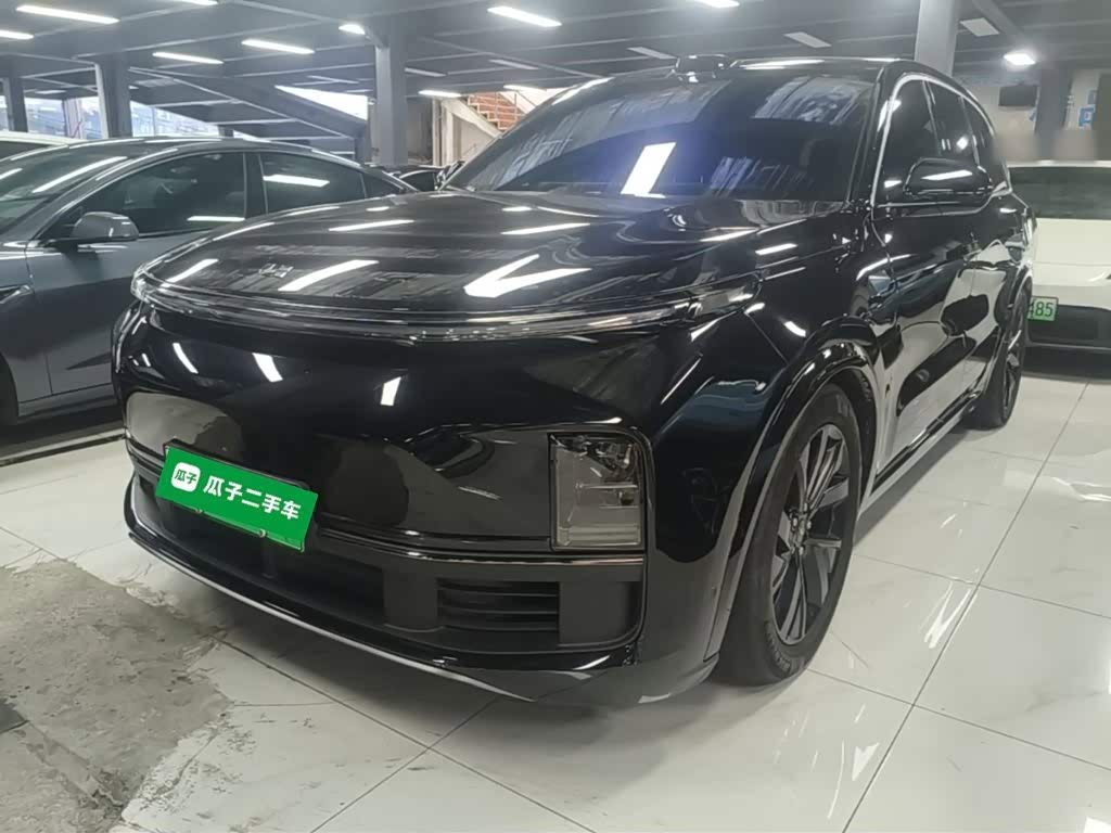 Li Auto L8