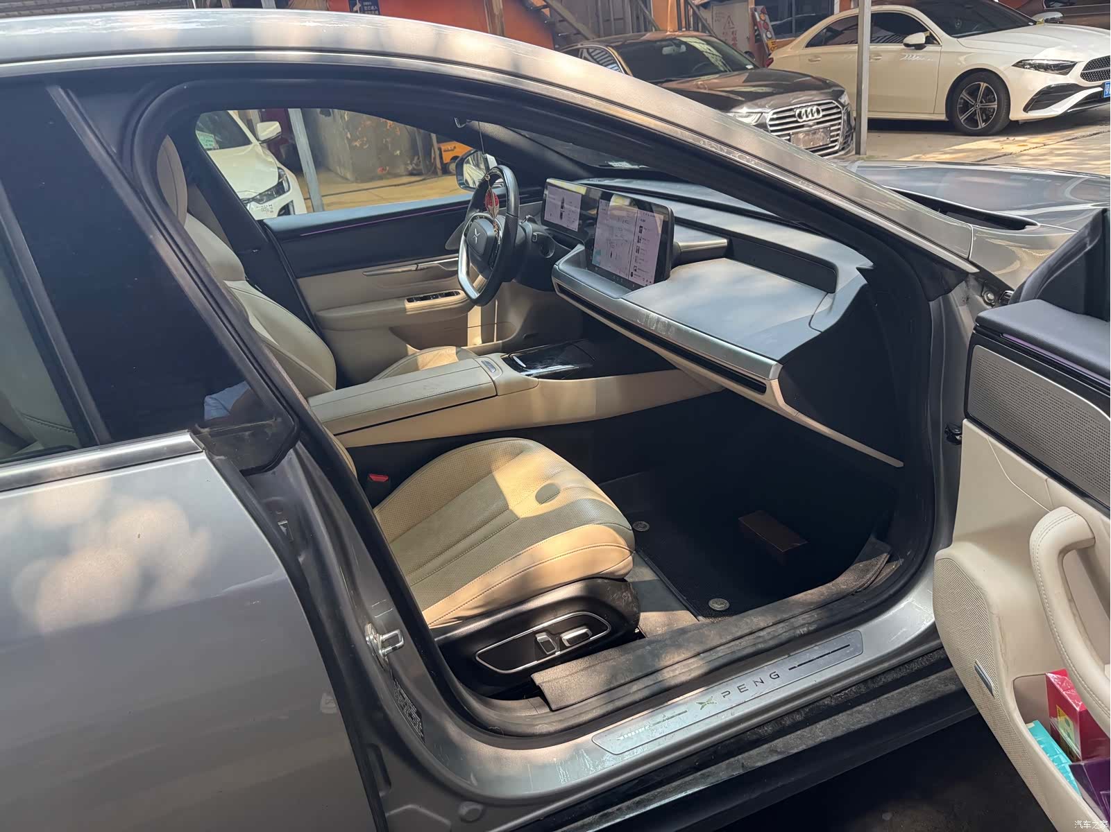 Xpeng P7, 2023 10