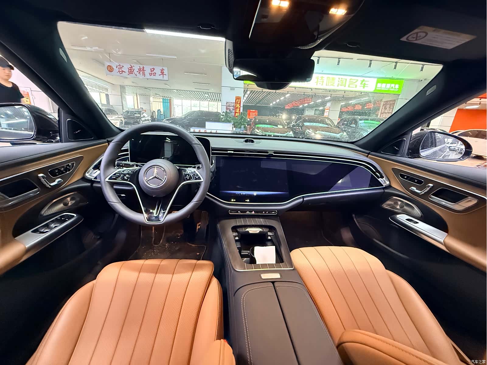 Mercedes-Benz E-Class, 2025 8