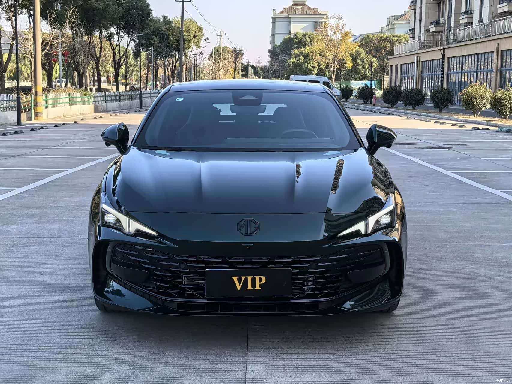 MG MG7