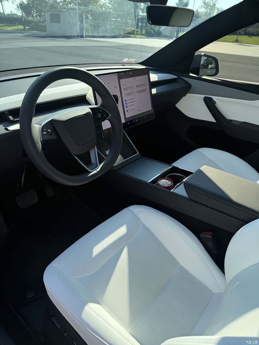 Tesla Model Y, 2026 6