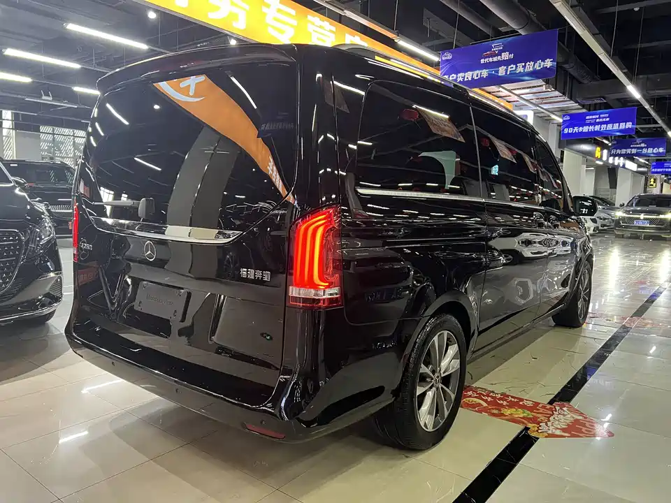 Mercedes-Benz V-class Mercedes-Benz V-class