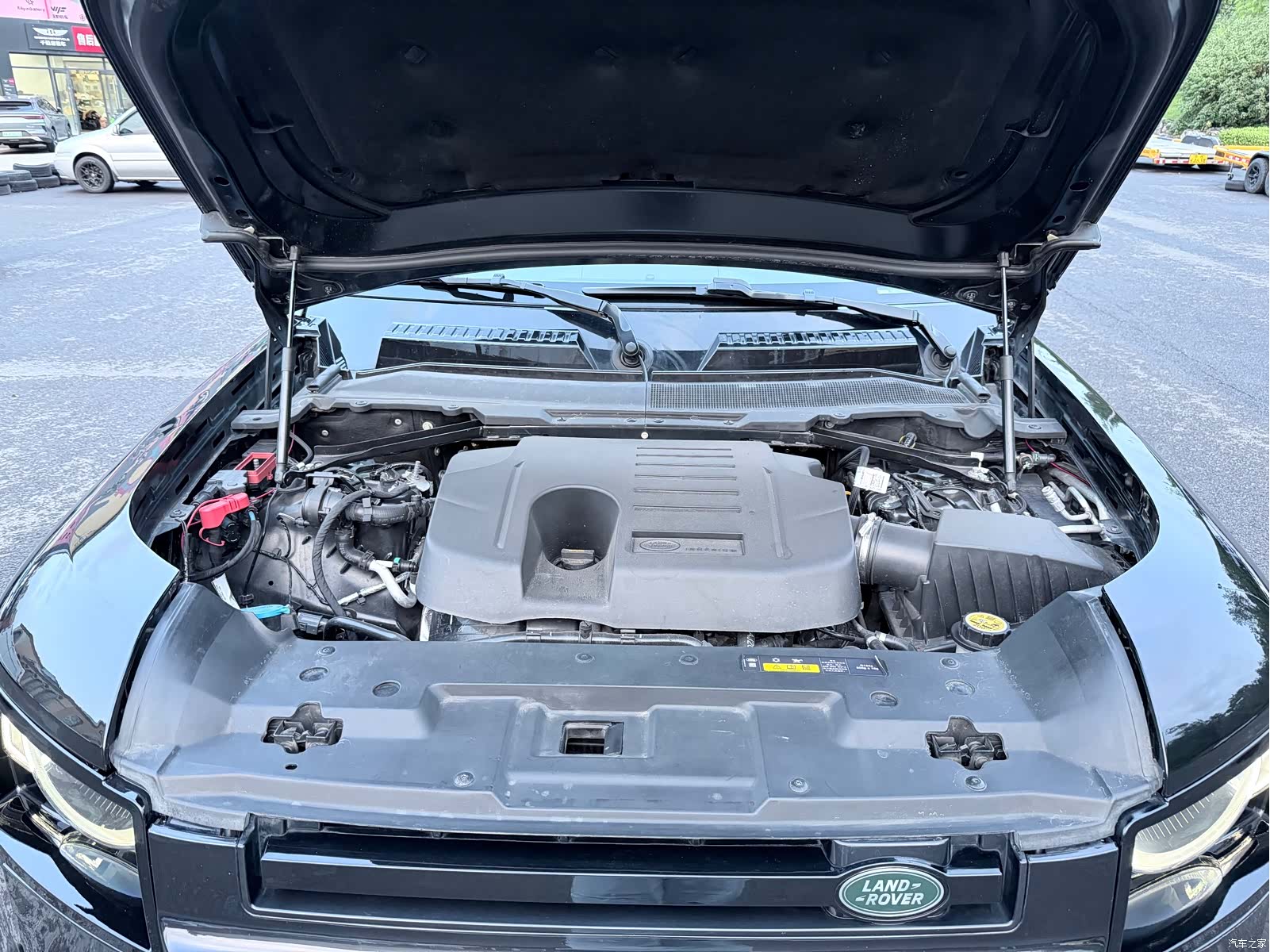 Land Rover Defender, 2021 9