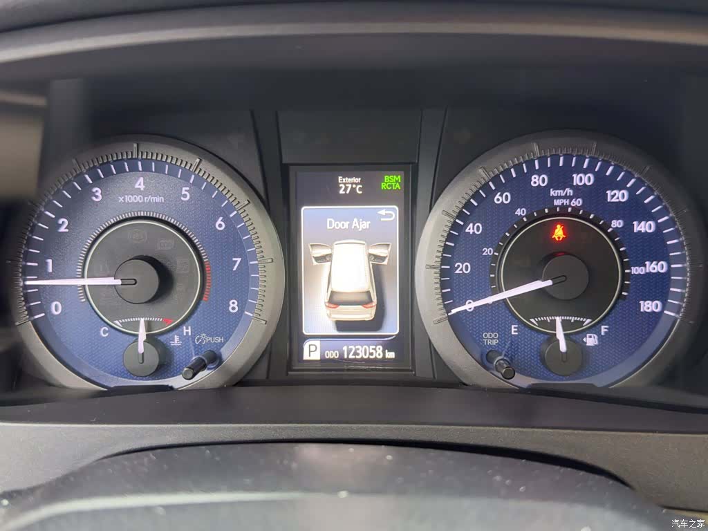 Toyota XLE, 2019 20