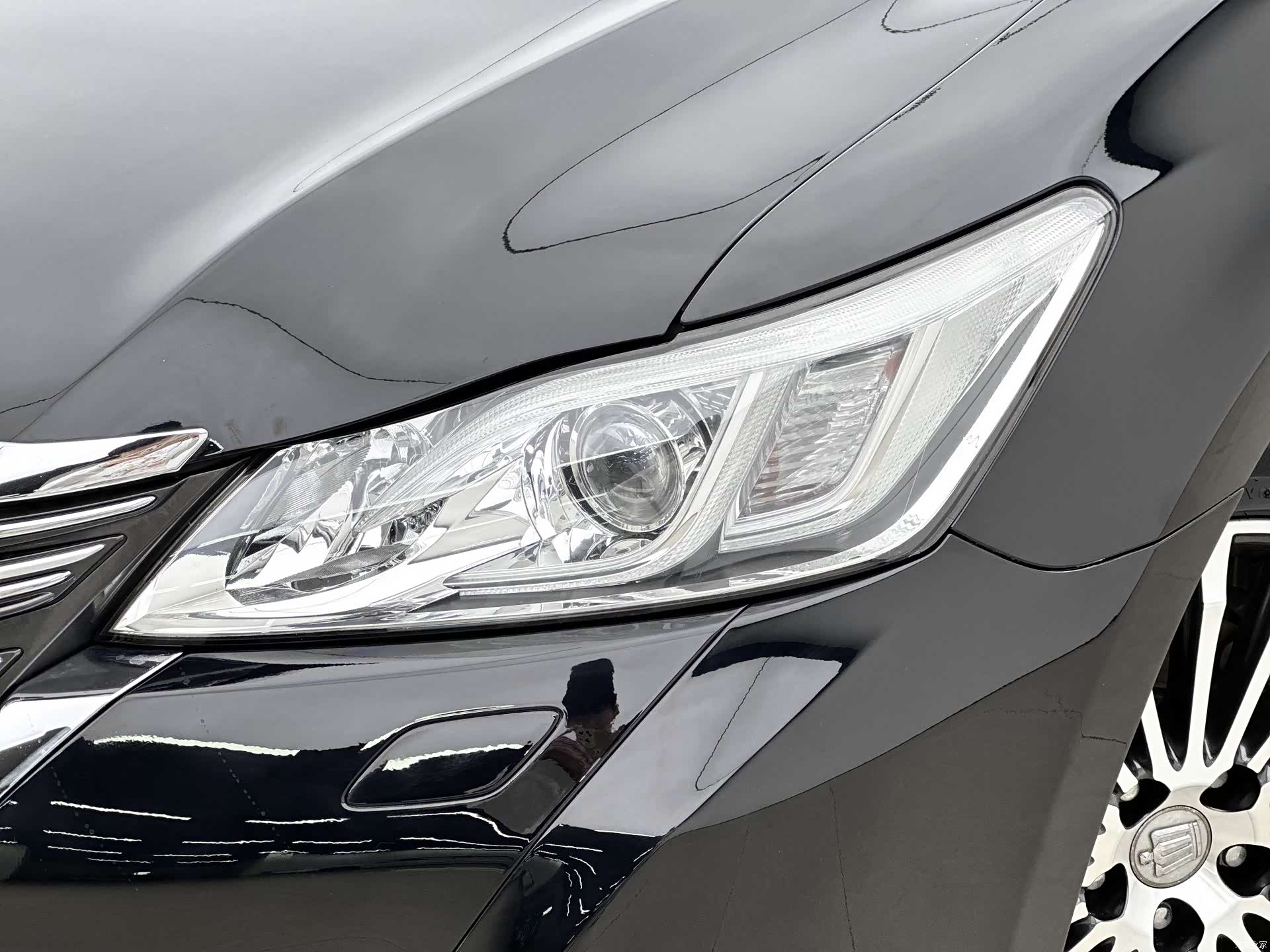 Toyota Crown, 2017 13