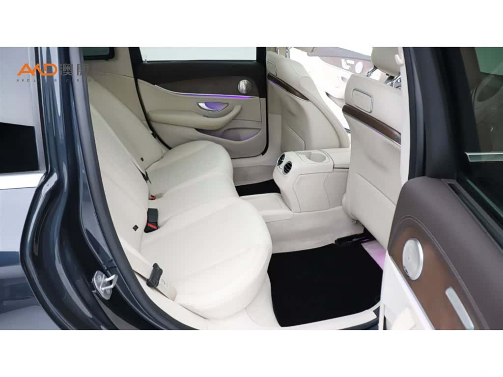 Mercedes-Benz E-Class, 2018 8