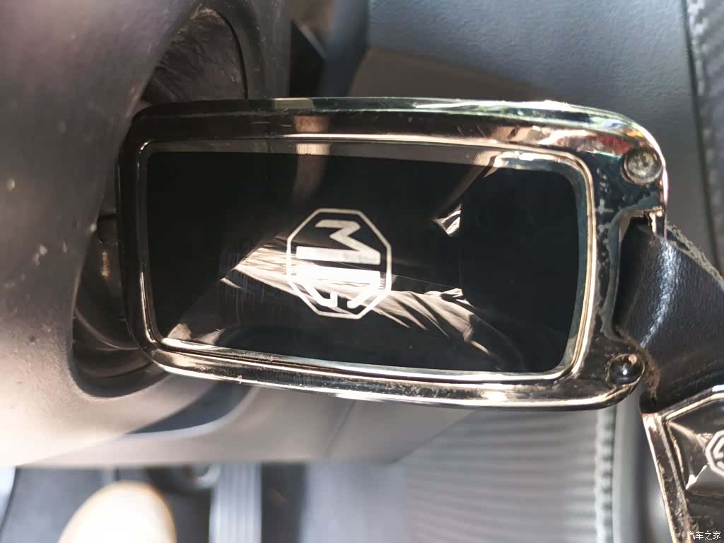 MG ZS, 2018 23