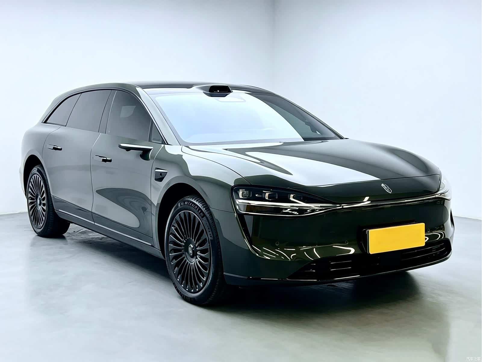 Stelato S9, 2025 3