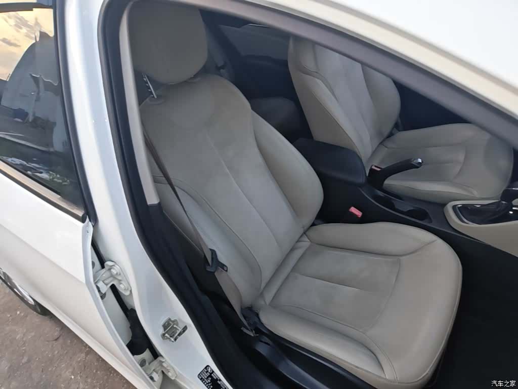 Buick 15N, 2016 25