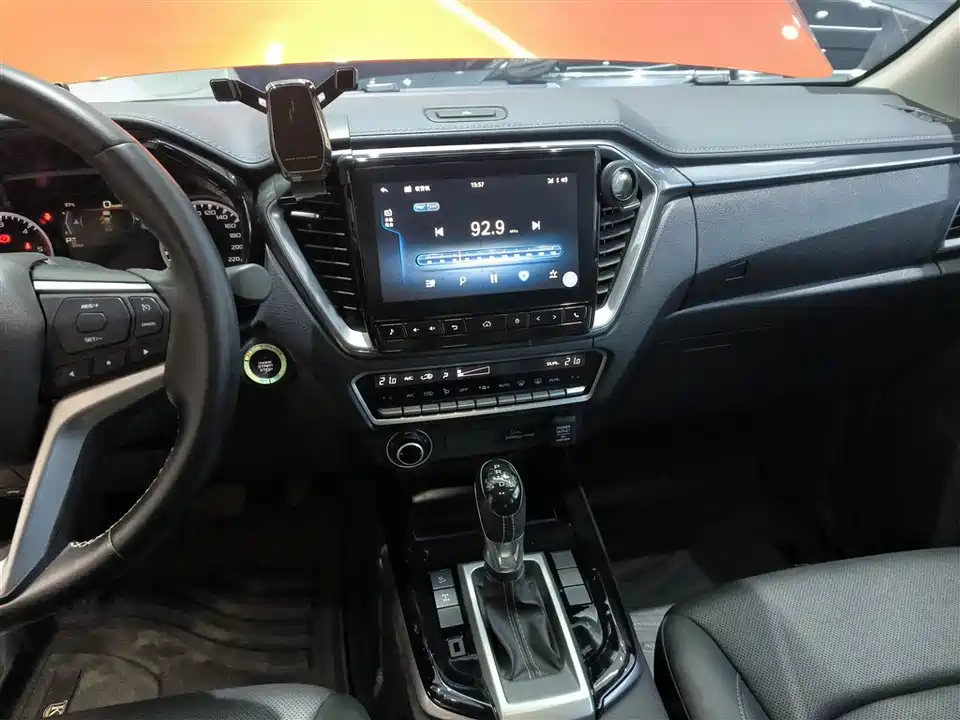 Isuzu D-MAX Isuzu D-MAX