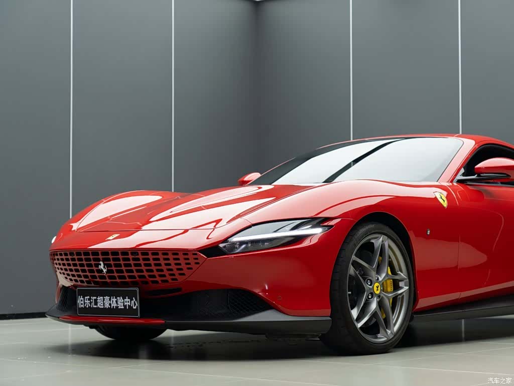 Ferrari Roma, 2023 6