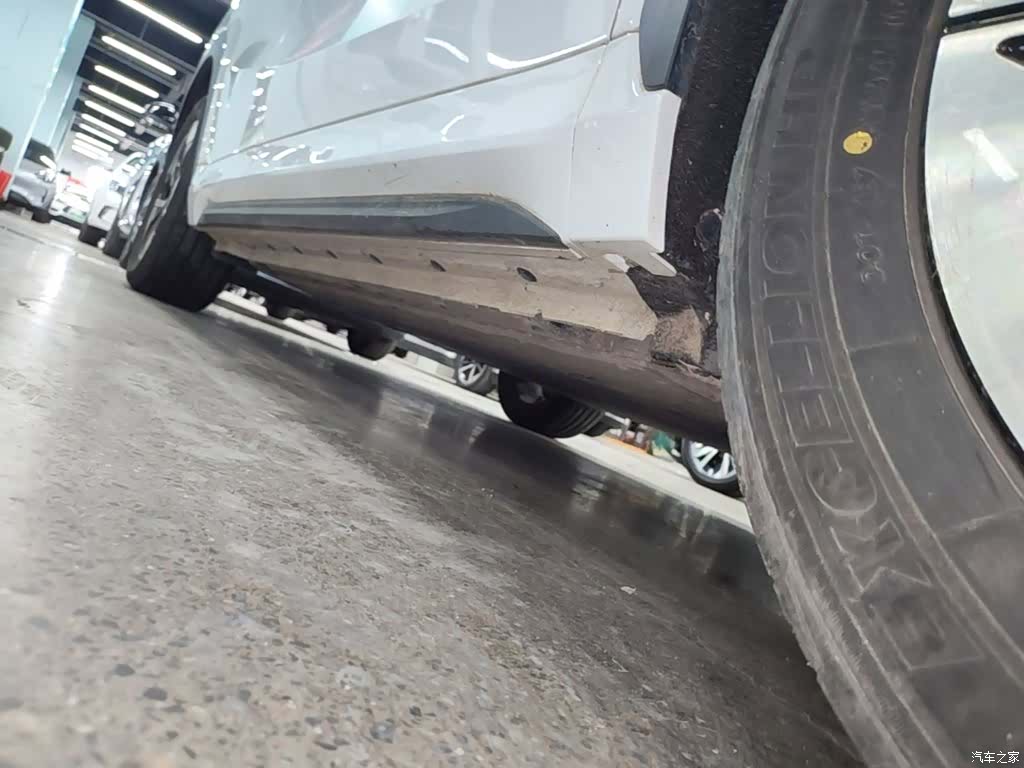 Geely Galaxy E5, 2025 21