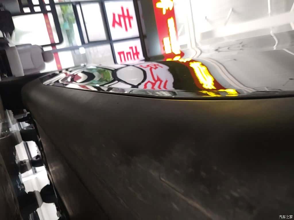 Tesla Model Y, 2023 21