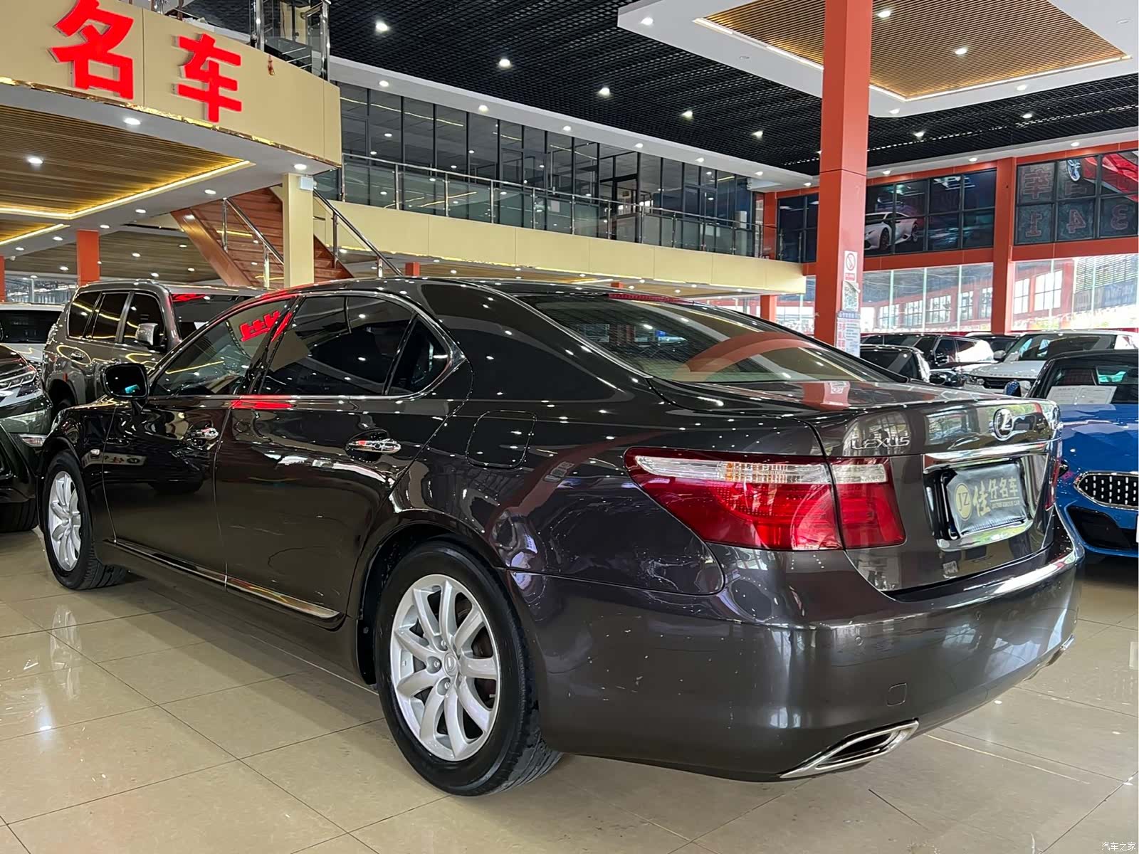 Lexus LS, 2008 6