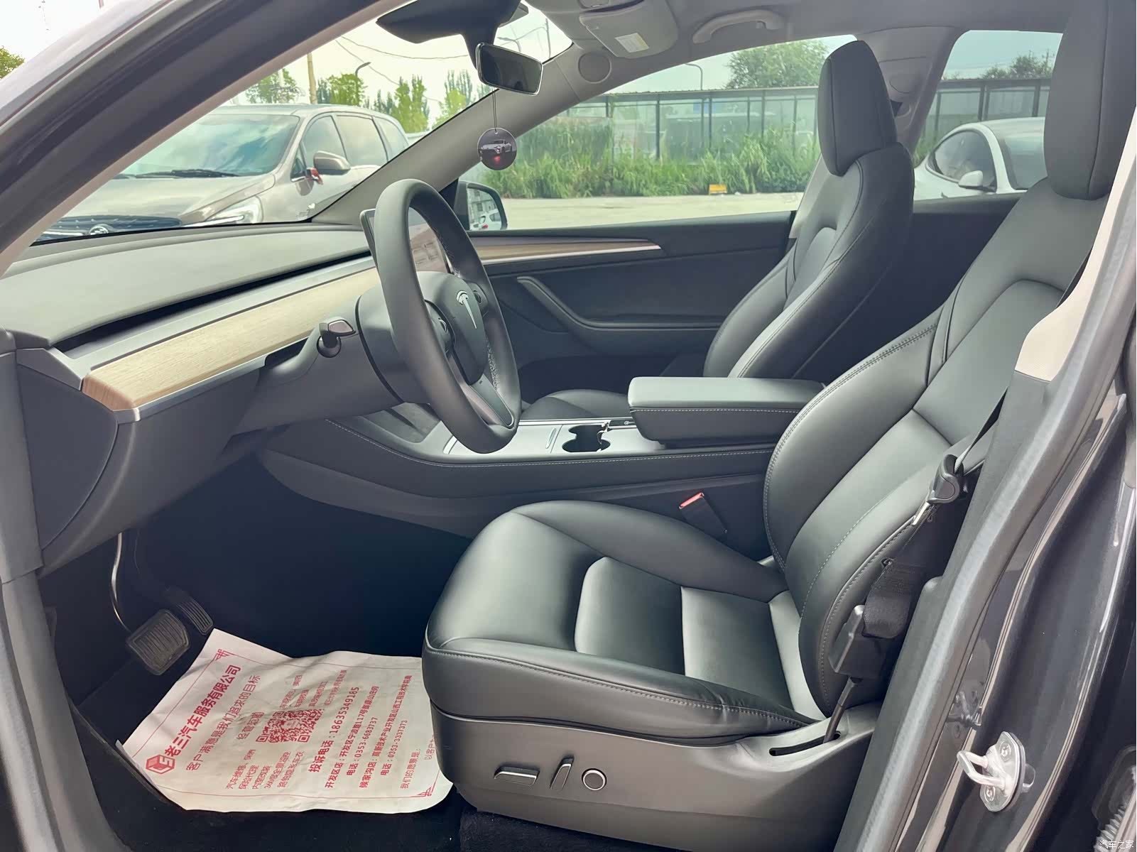Tesla Model Y, 2022 все фото