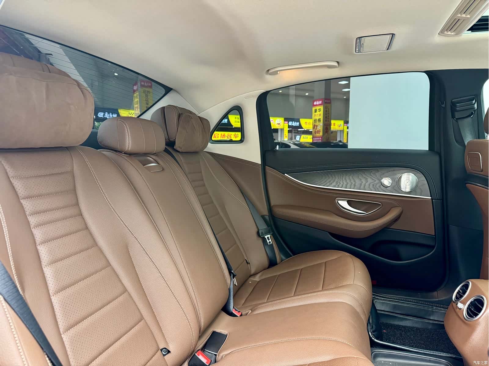 Mercedes-Benz E-Class, 2018 13