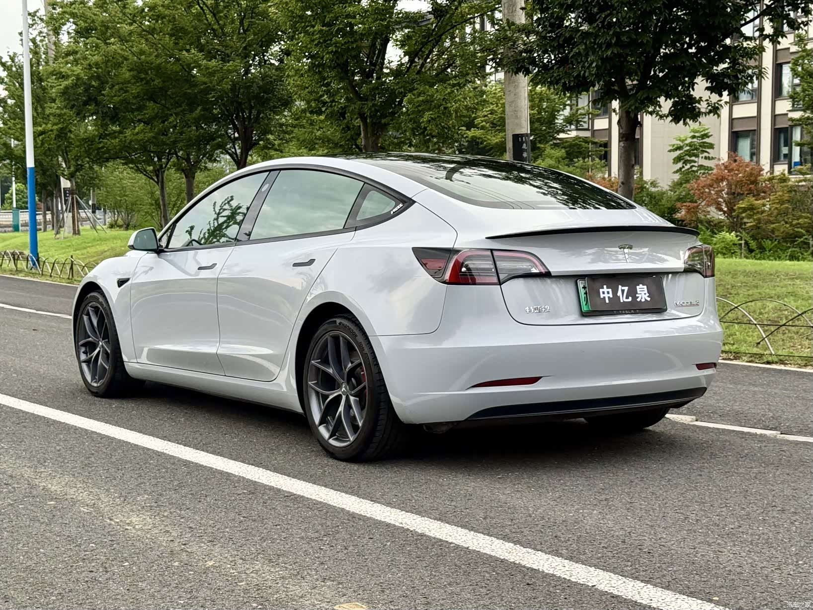 Tesla Model 3, 2021 6