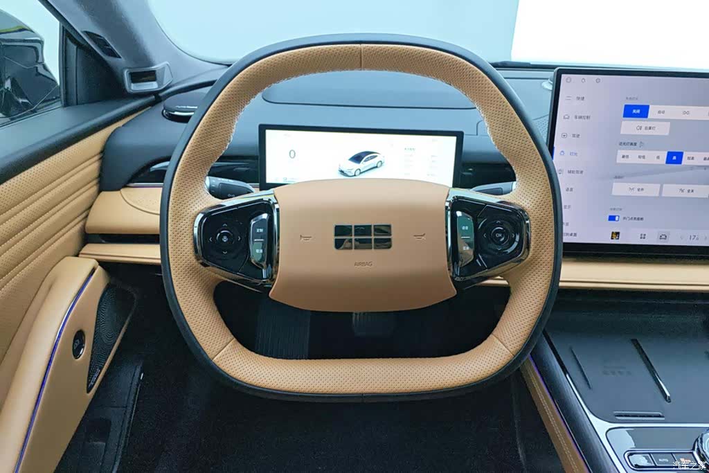 Geely 8, 2025 15