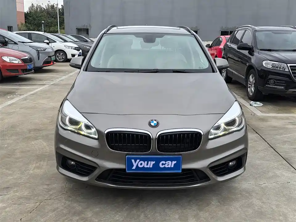 BMW 2 series station wagon