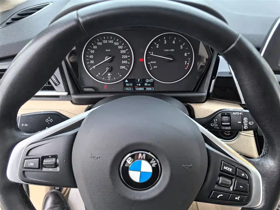 BMW 2 series station wagon