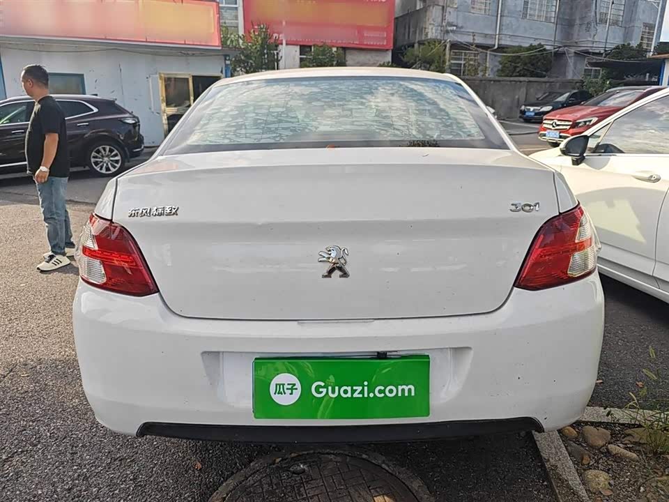 Peugeot 301