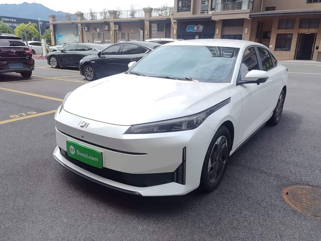 Changan A05