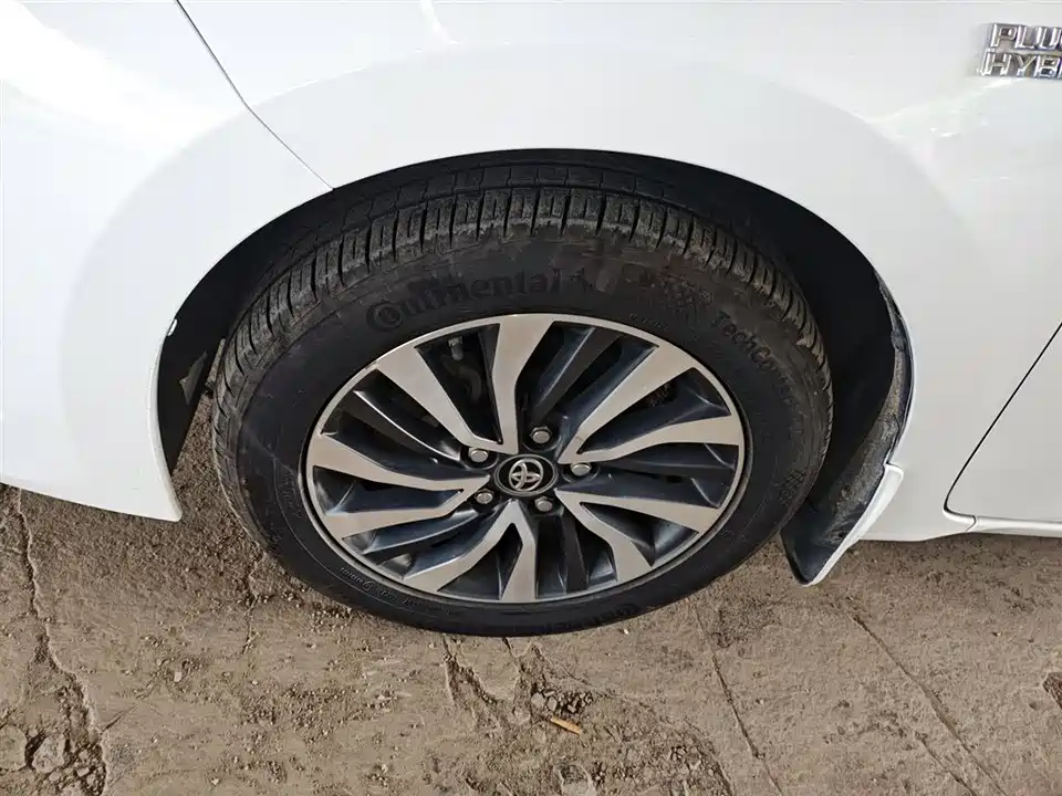 Toyota Corolla dual engine E+