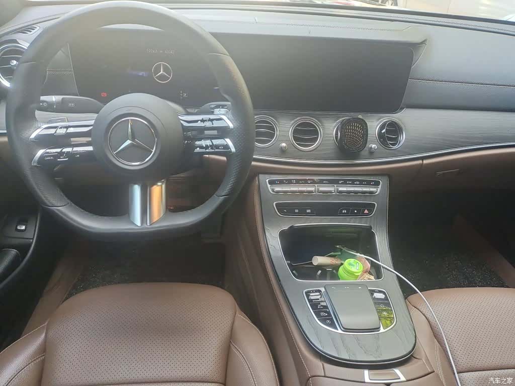 Mercedes-Benz E-Class, 2022 10