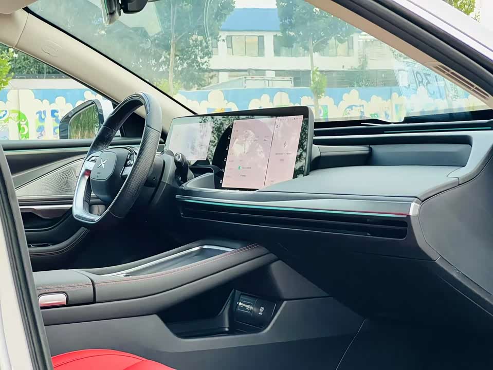 XPENG P7 XPENG P7