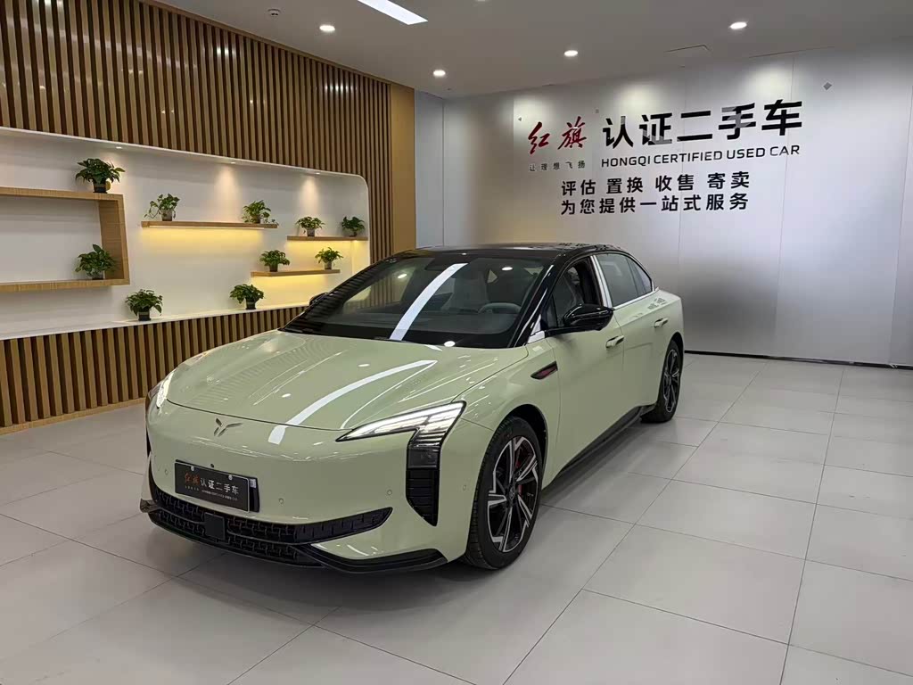 Hongqi EH7
