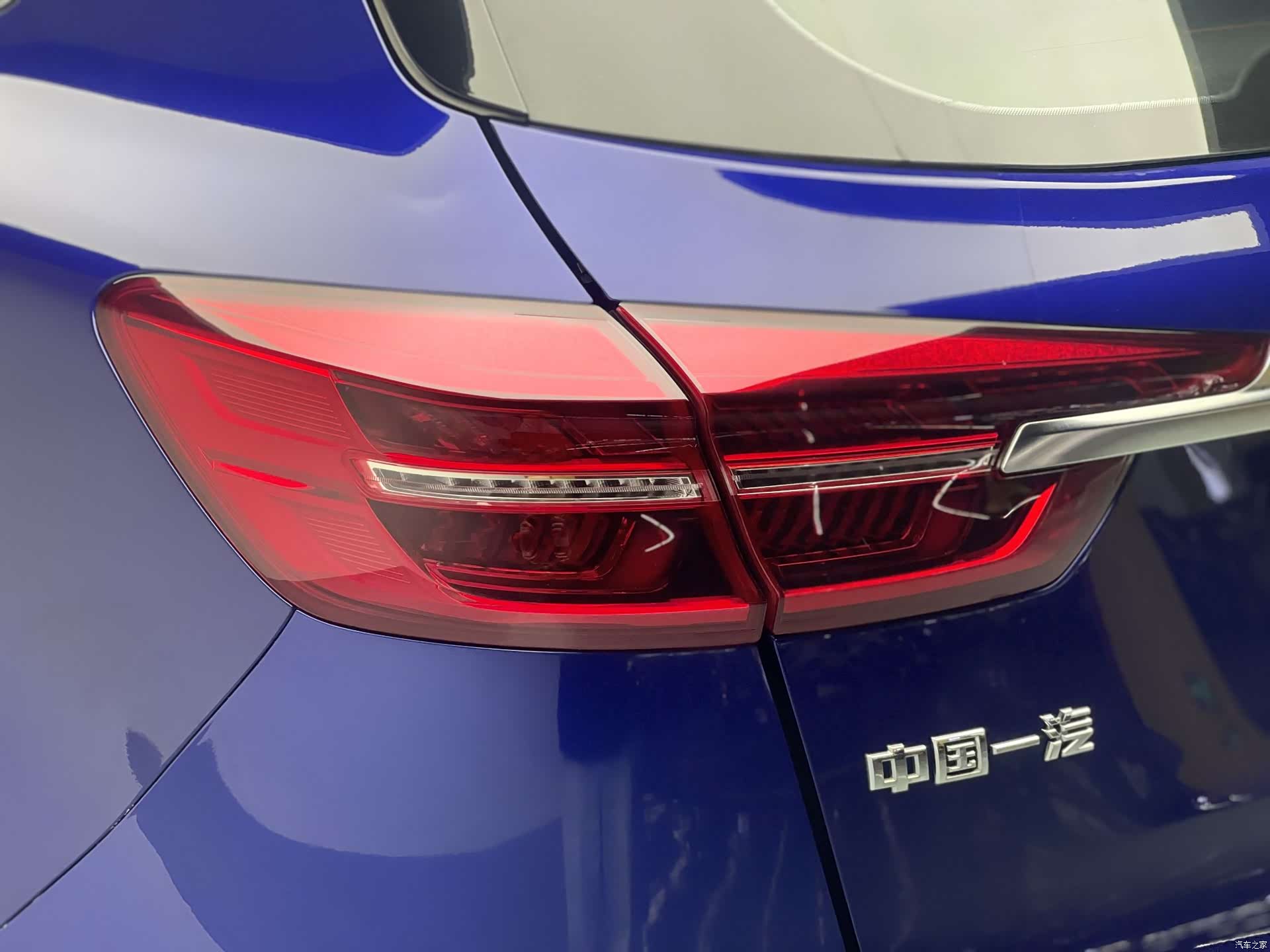 Hongqi HS5, 2020 2