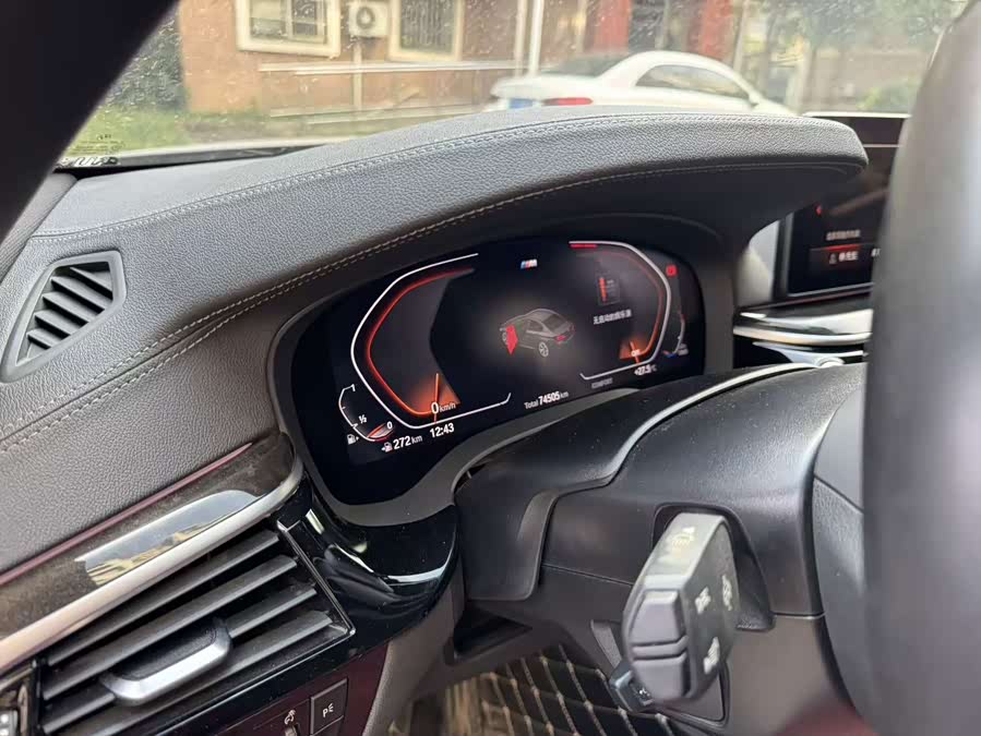 BMW 5 Series 2022, фото 6