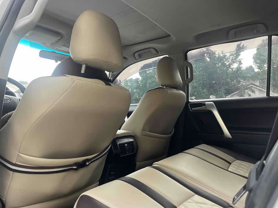 Toyota Prado