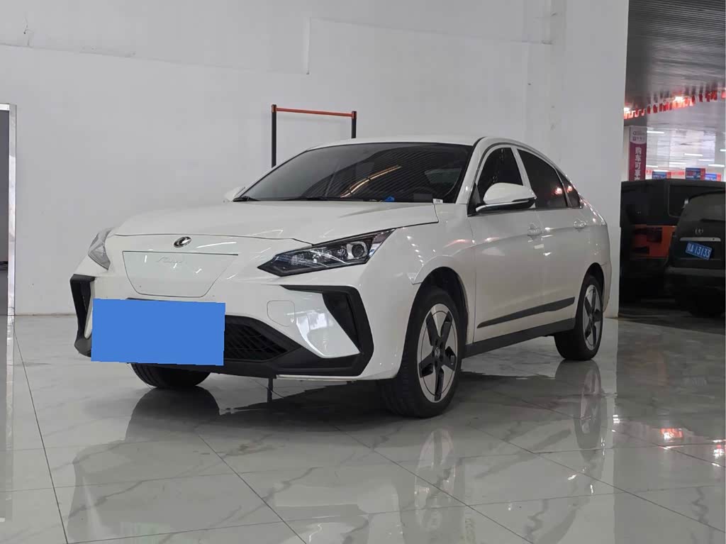 Dongfeng E70