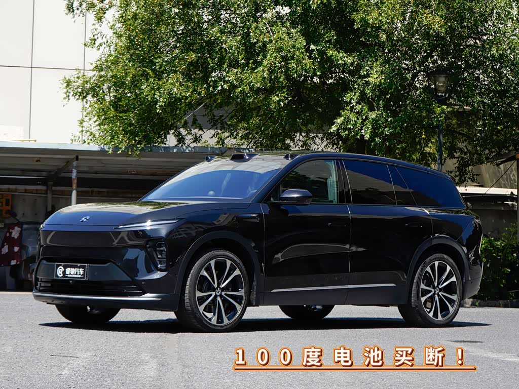NIO ES8