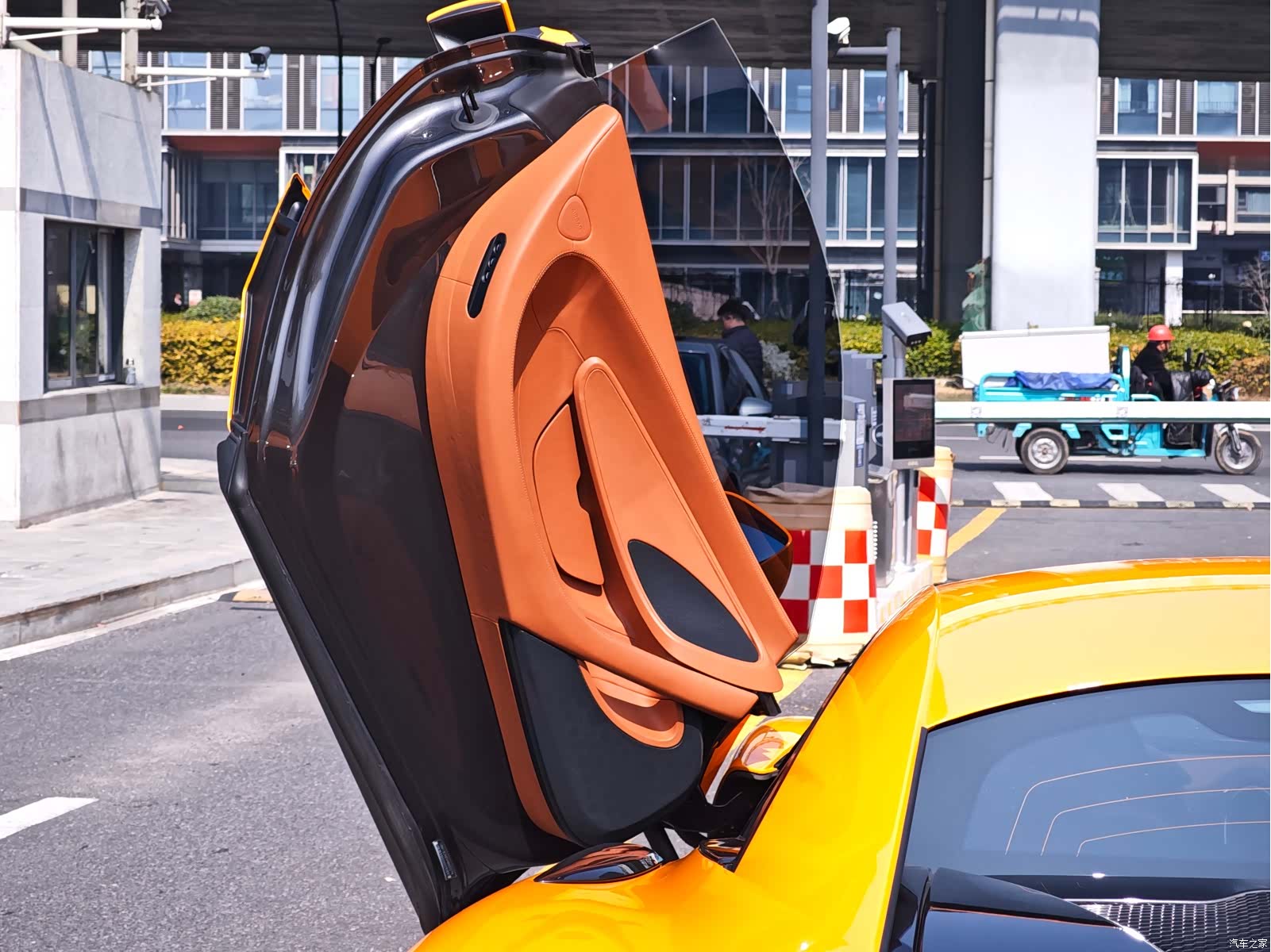 McLaren 540C, 2017 15