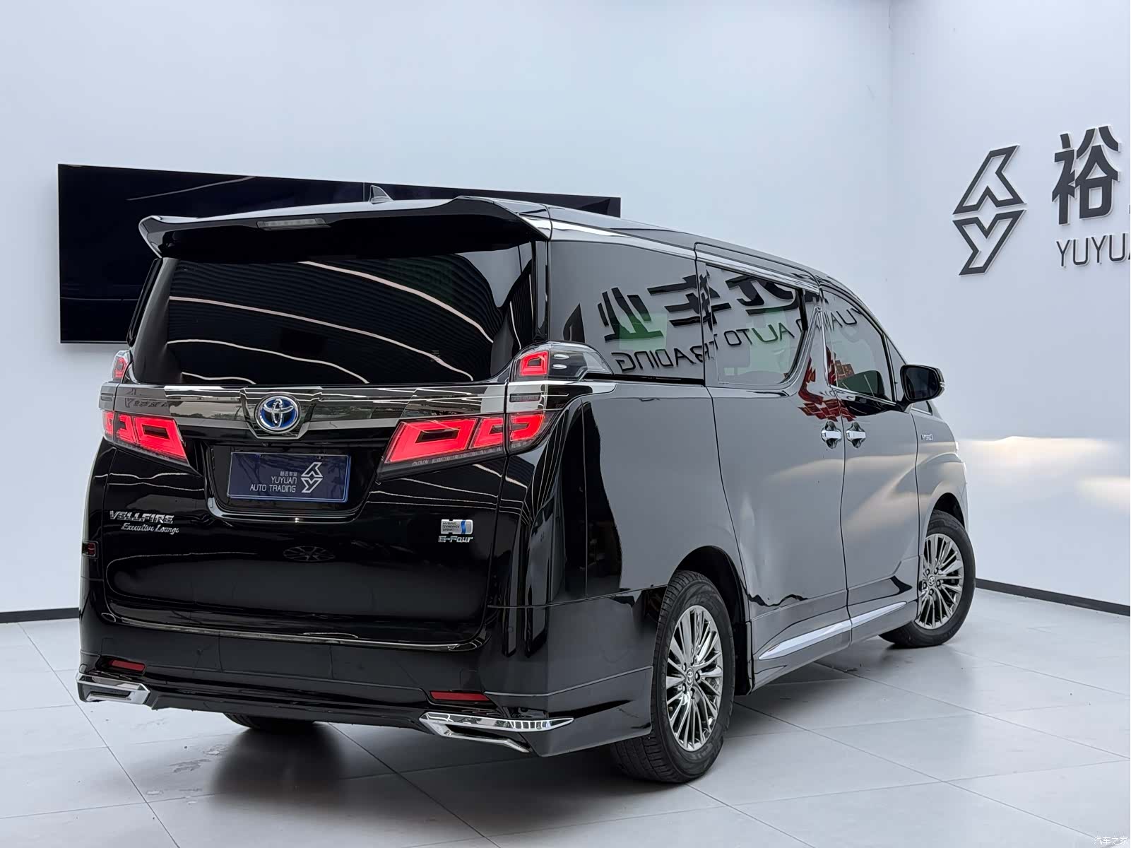Toyota Vellfire, 2020 17