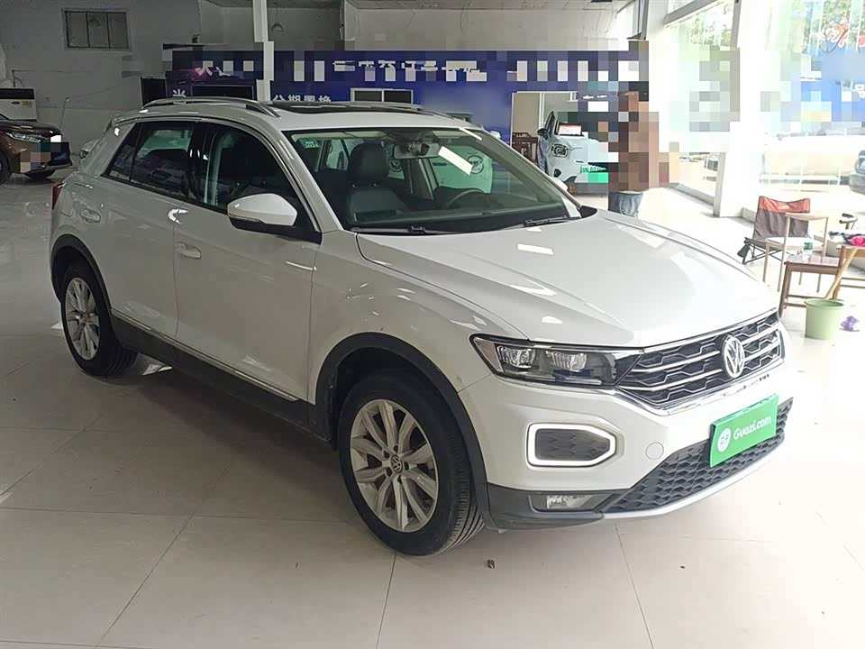 Volkswagen T-ROC exploring Songs