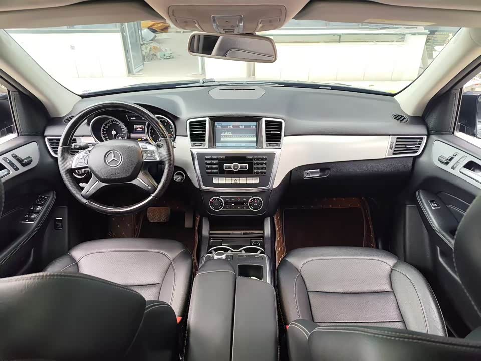 Mercedes-Benz M class