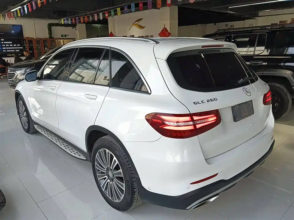 Mercedes-Benz GLC Mercedes-Benz GLC