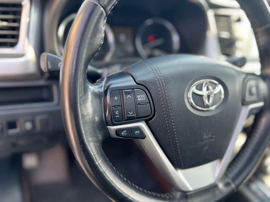 Toyota Highlander 2015, фото 30