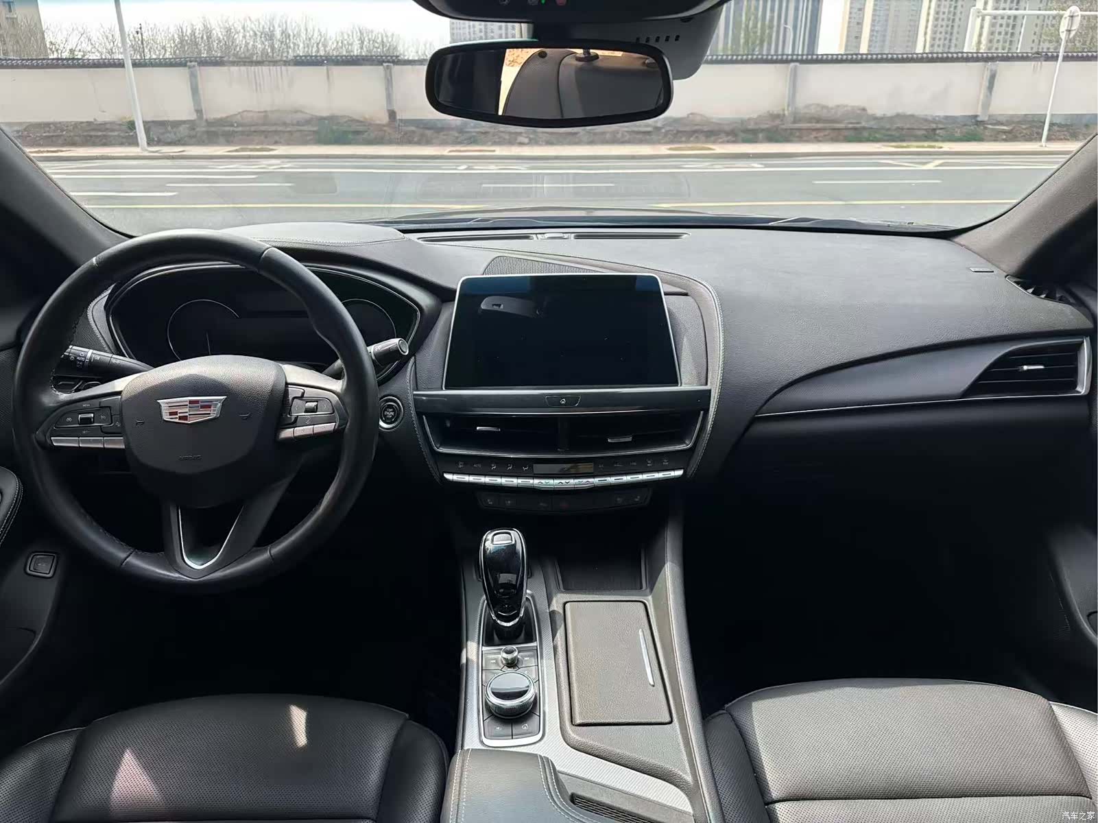 Cadillac CT5, 2022 все фото