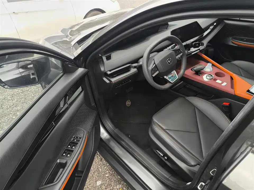 Changan UNI-V Smart iDD