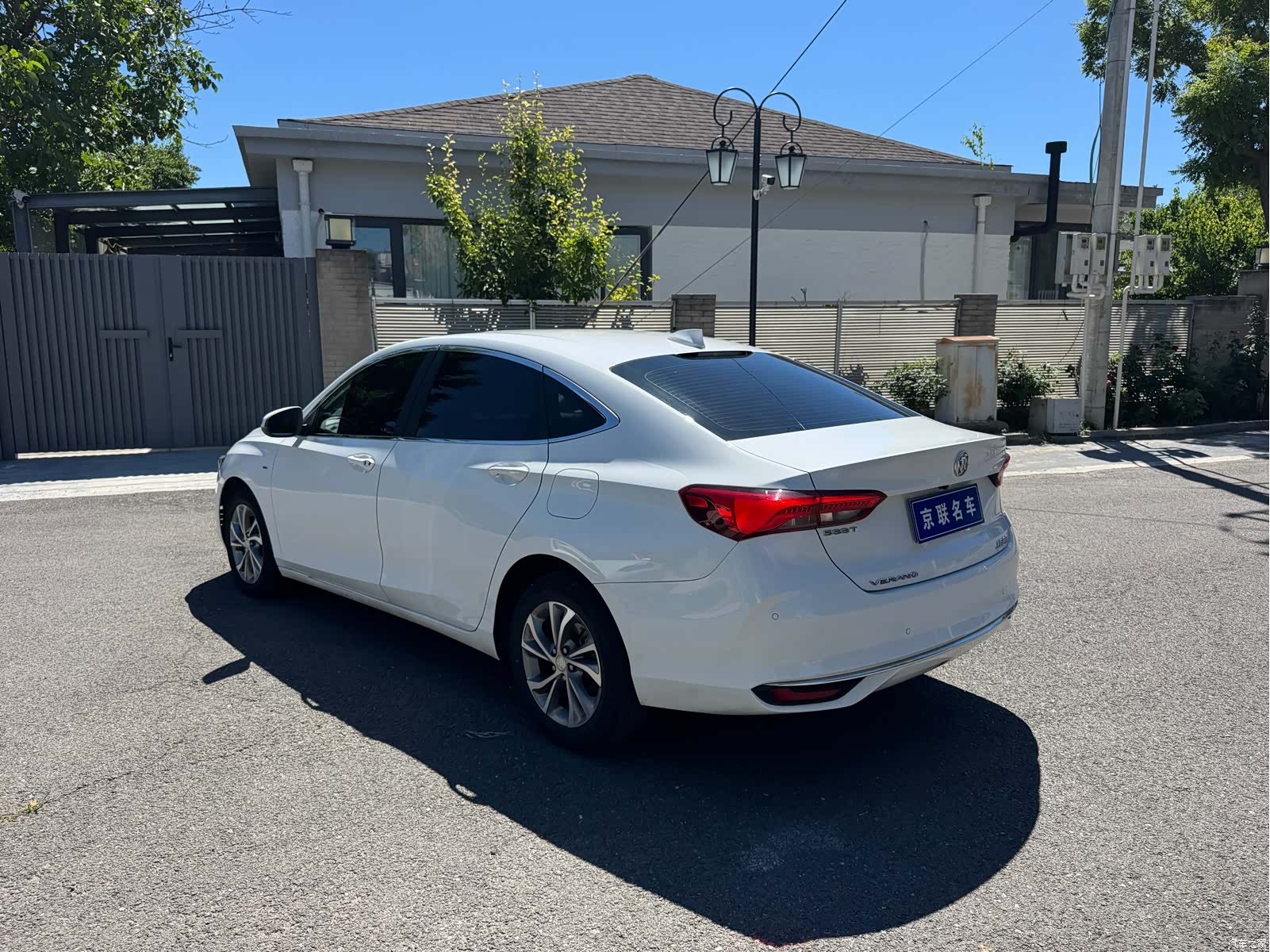 Buick Verano, 2022 10